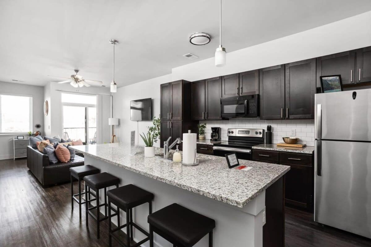 Cozysuites Spacious 2Br Next To Whole Foods Ινδιανάπολη Εξωτερικό φωτογραφία